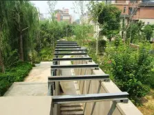 洋房一楼带院,毛坯房,170平,格局无变动,随时看房