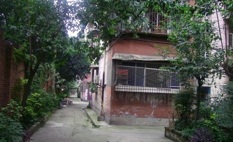 小区相关图