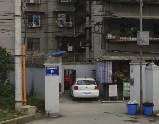 小区相关图