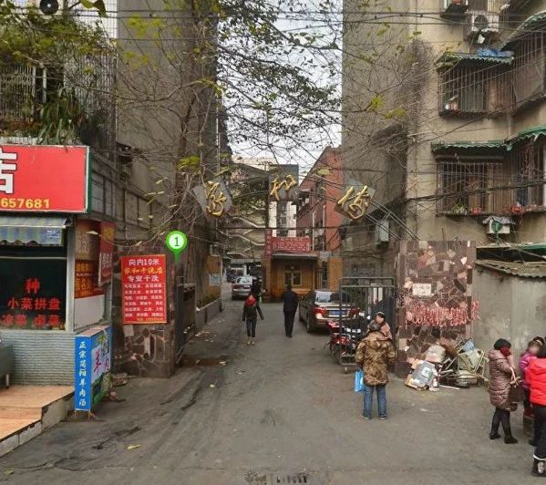 小区相关图