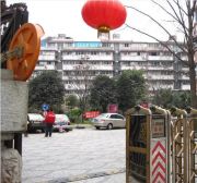 高升桥北街2号2室1厅西南