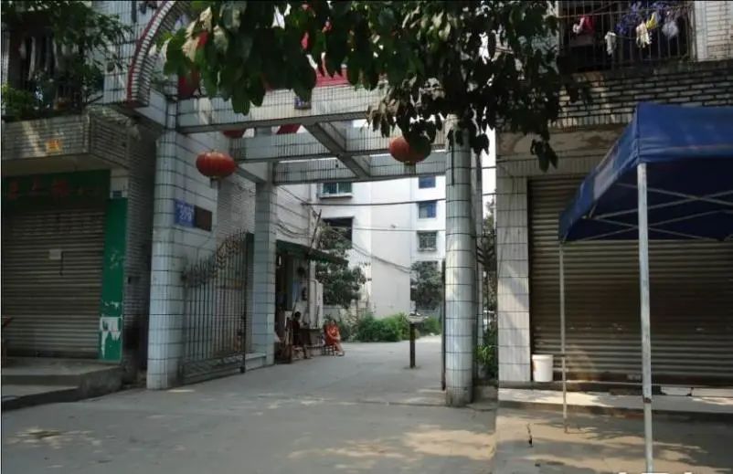 小区相关图