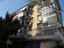 光明新村优质好房视野开阔出行方便