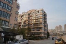 满五唯一,采光视野无遮挡,次顶楼精装修,税费各付