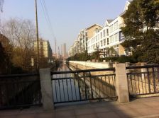 天虹花园,6楼复式,带阁楼露台,精装修,前后景观