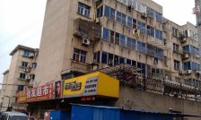 城港新村两室一厅底楼带院子,位置好