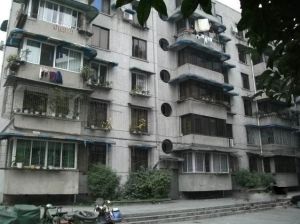 信合花园3室2厅东南