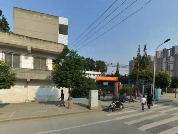 建设路小学宿舍实景图