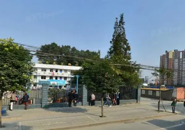 建设路小学宿舍实景图