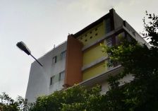 格莱美空间1室0厅南
