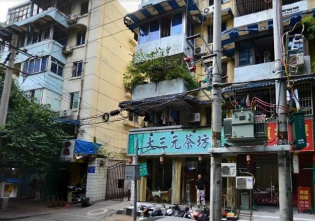 帘官公所街小区实景图