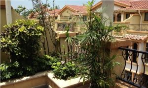 蓝泊湾 4室2厅 南