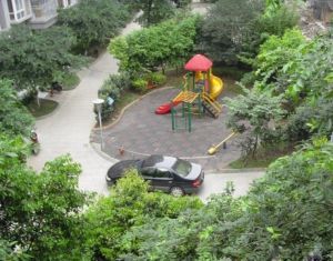 江郊庭院3室1厅南