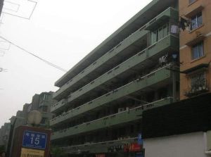 钢管厂五区2室1厅东南