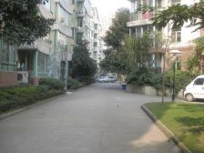 千禧花园4室2厅东南