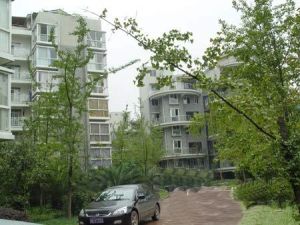 现代生态水城 4室2厅 东南