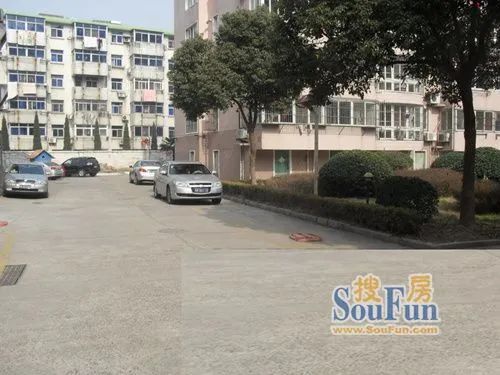 港展公寓实景图