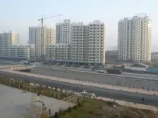 急售单价7300 三易花园 南北朝向 电梯中间楼层