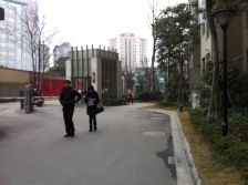 成都A区3室3厅南东西