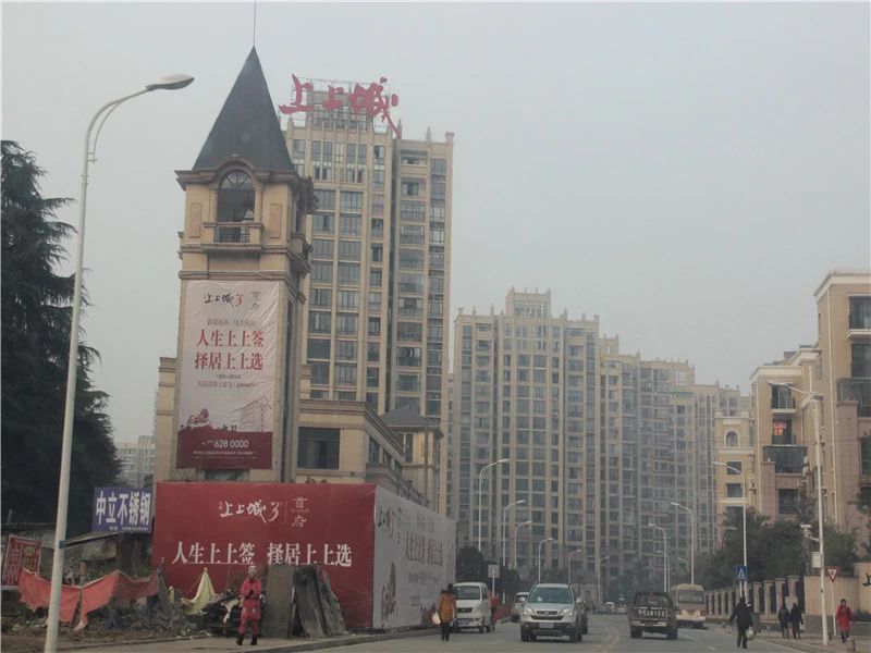 小区相关图