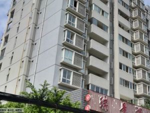 瑞景光华4室1厅东