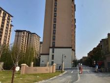 龙湖地产70年产权,边套采光充足,诚心出售