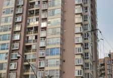 棕榈花园3室2厅东南
