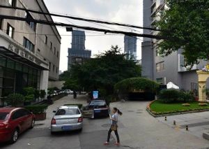 总府花园3室1厅东南