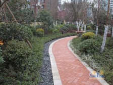 华宇锦绣花城+楼下商圈+公交站+采光好+户型方正