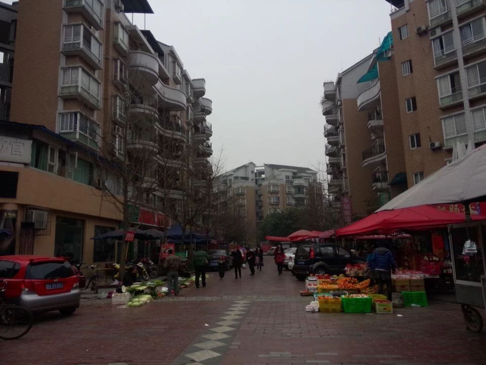 小区相关图