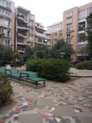 现代名城 4室2厅 东南