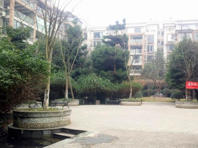 小区相关图