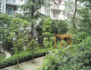 东方新城二期2室2厅西