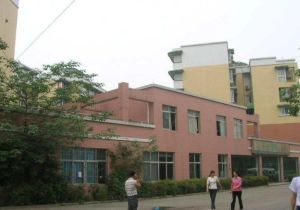 锦洲花园3室2厅西北