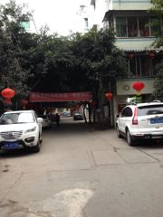 十里花园3室2厅东南