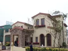 精装修三房户型,少住,河堤边房源