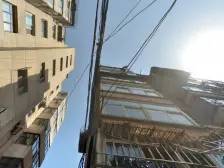 周家庄小区麦积山路蓝莓酒店旁有小区可停车