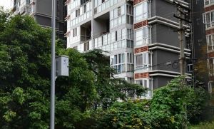 世家东部时空3室2厅东南