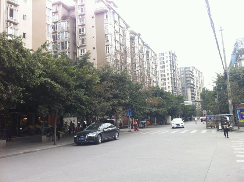 小区相关图