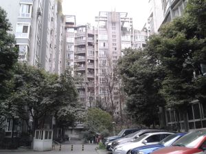 东方新城一期3室2厅东南