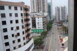 中间楼层南向采光通风好户型方正方便看房