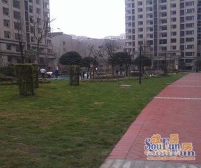 首信首御3室2厅东南