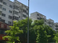 这套房子在地理位置好,在西固城这边,上学也方便