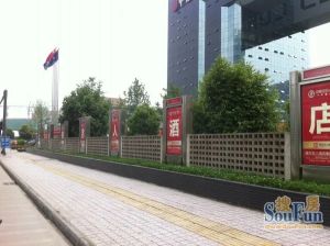 中航国际交流中心 1室1厅 南 北