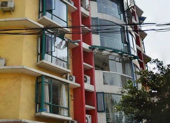 小区相关图