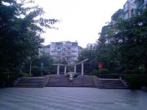 金奥苑3室2厅西北北