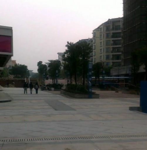 小区相关图