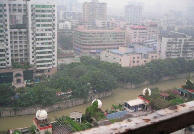 白领尊邸实景图