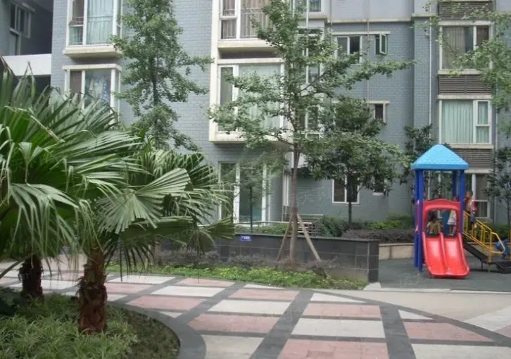 小区相关图