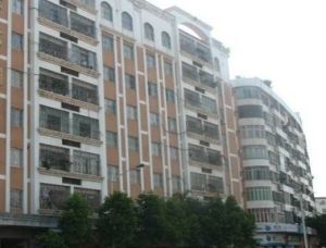 新净条砖外墙、地铁口,成熟地段交通便利